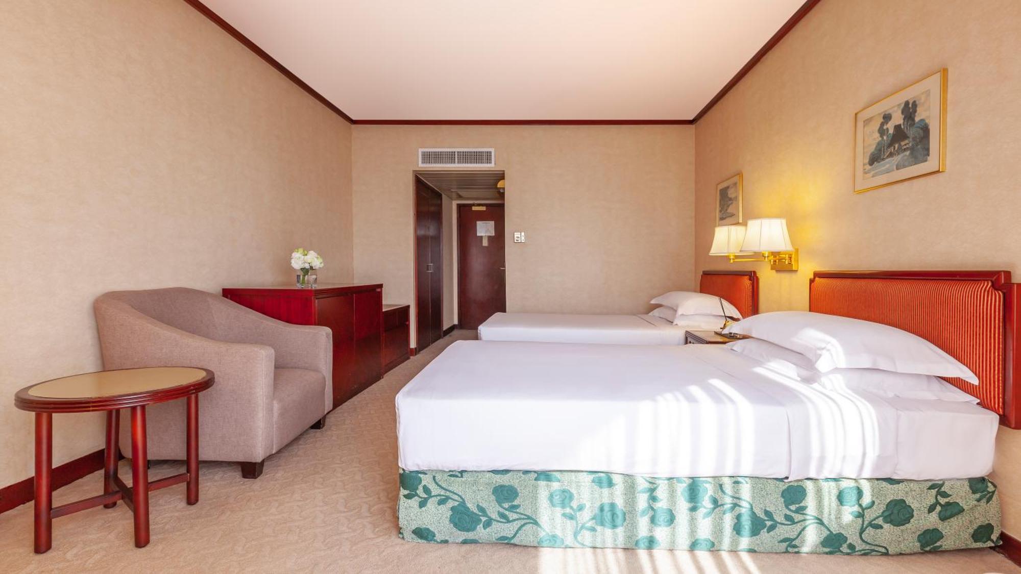 Felicity Hotel, Luohu Railway Station Hotel 5*
