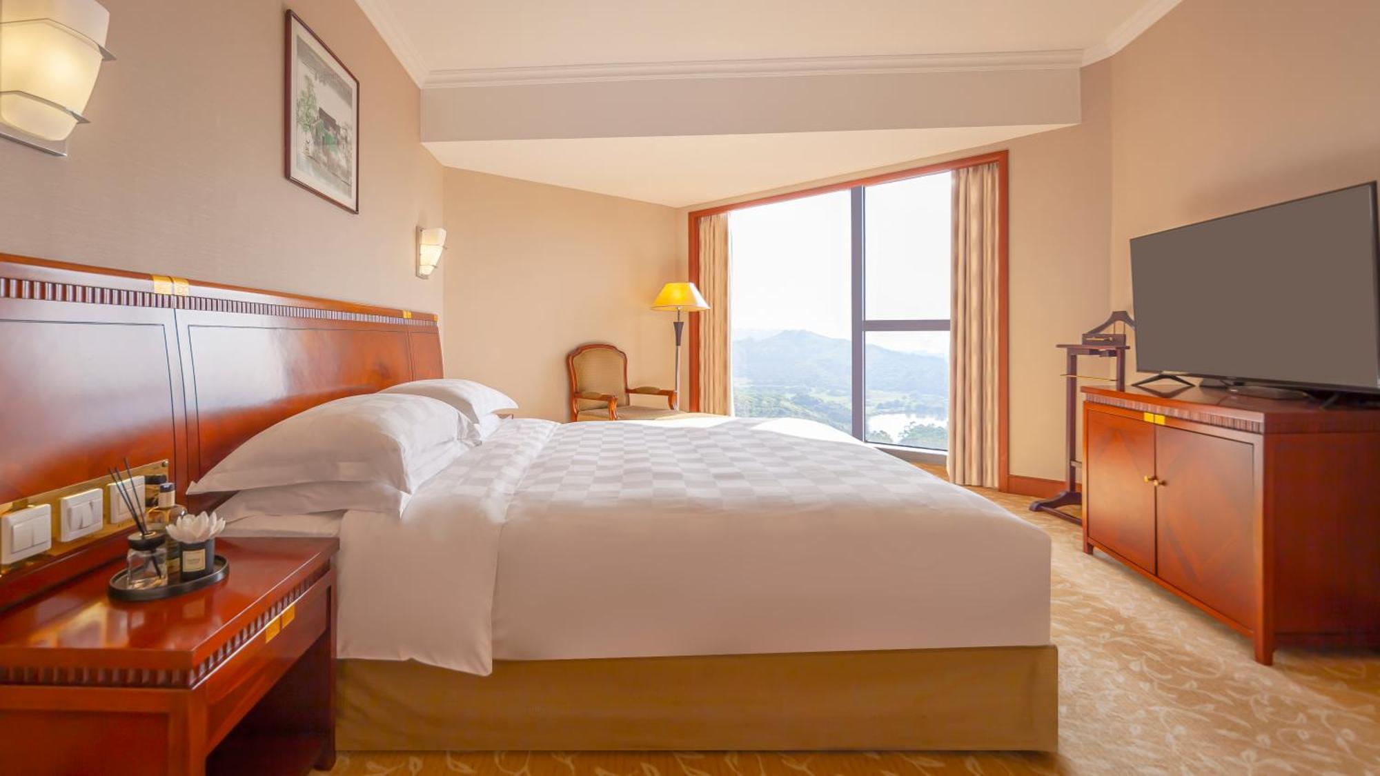Felicity Hotel, Luohu Railway Station Hotel 5*
