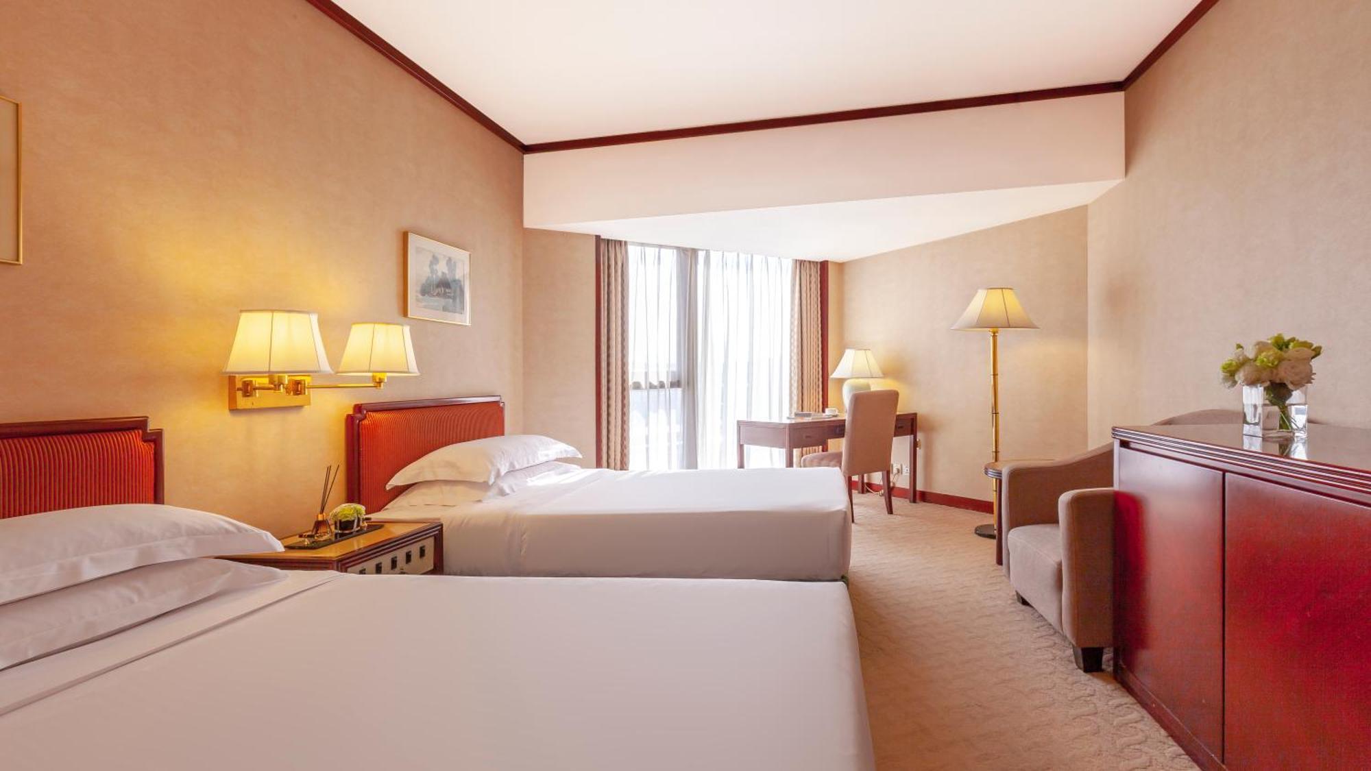 Felicity Hotel, Luohu Railway Station 5* Шэньчжэнь
