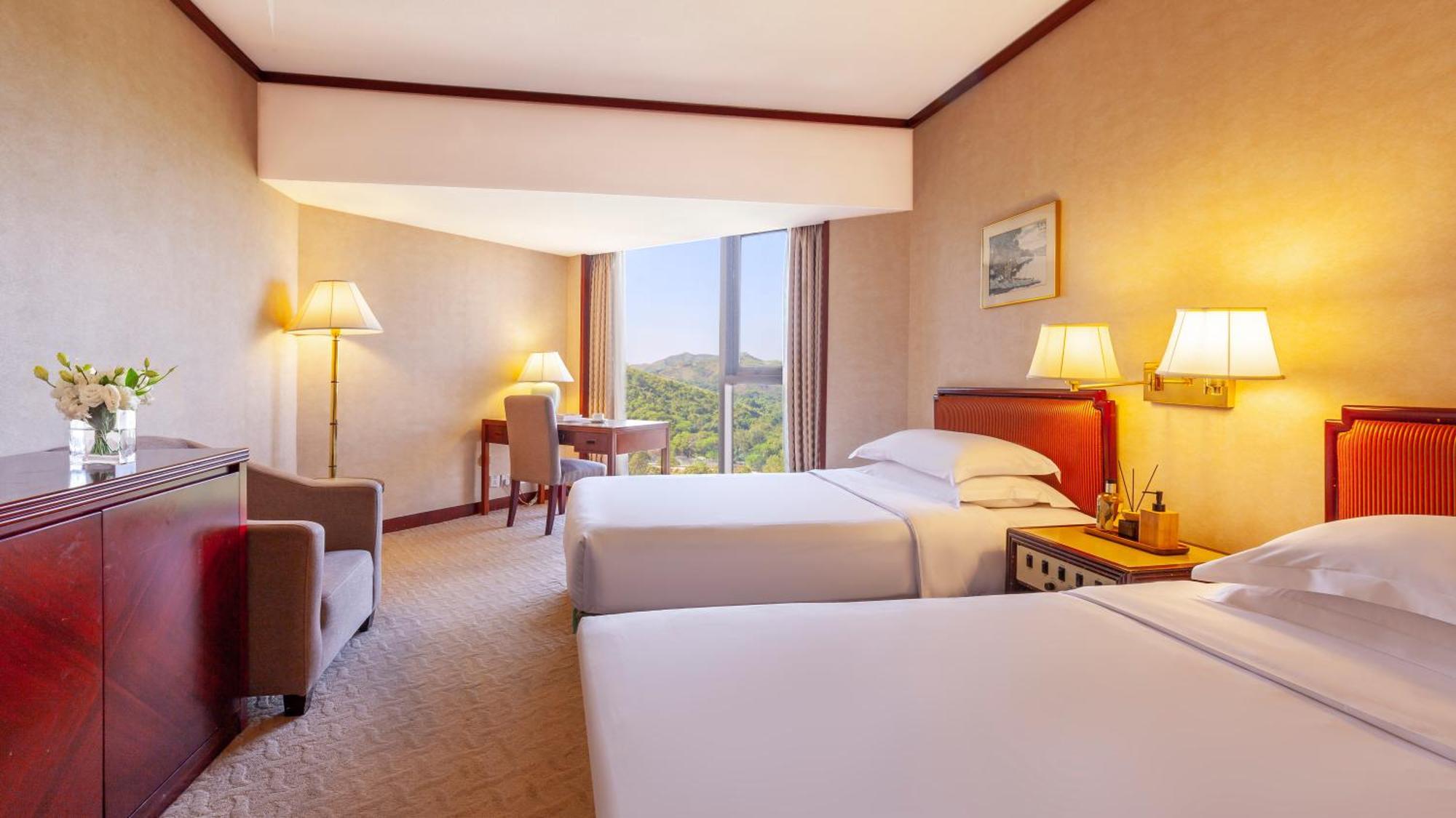 Felicity Hotel, Luohu Railway Station 5*